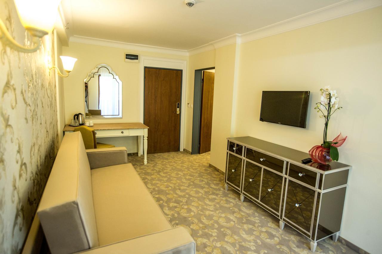 Grand Hotel Minerva Resort & Spa Бэиле-Еркулане Экстерьер фото