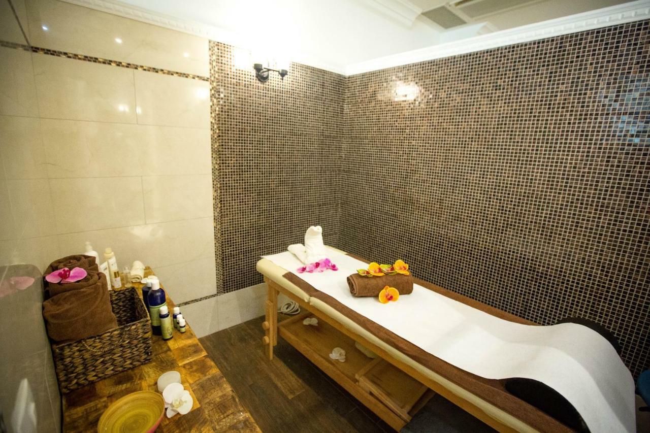 Grand Hotel Minerva Resort & Spa Бэиле-Еркулане Экстерьер фото